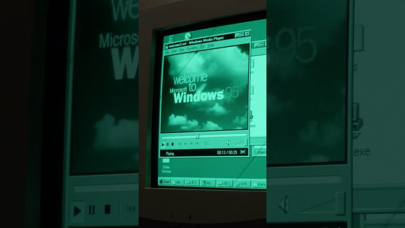 Windows 95 on Pentium II Overdrive Monochrome CRT movie playback in the BACKROOMS