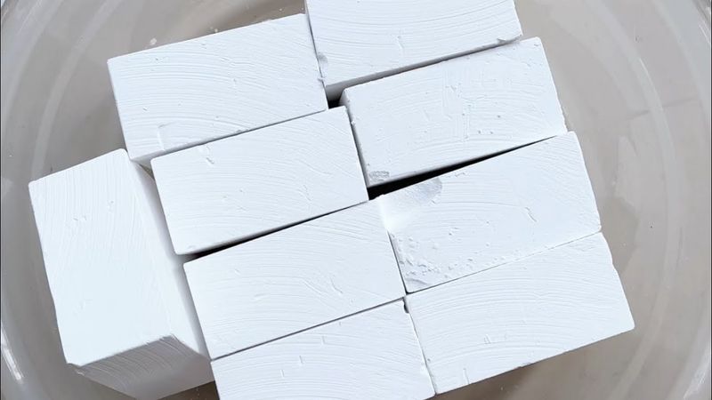 Gym chalk/🤍🤍🤍🤍