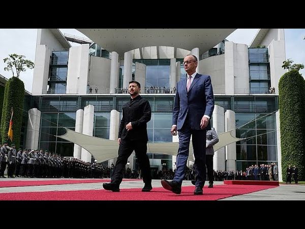 Germany agrees €5bn in aid to Ukraine and joint production of long-range weapons