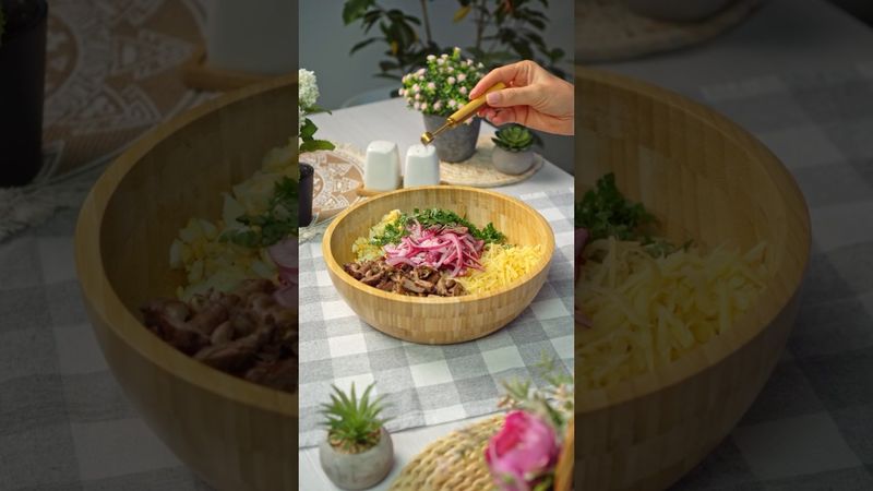 ТАКОЙ ВКУСНЫЙ, НЕВОЗМОЖНО ОТОРВАТЬСЯ! САЛАТ ГОТОВИТСЯ ОЧЕНЬ ПРОСТО!