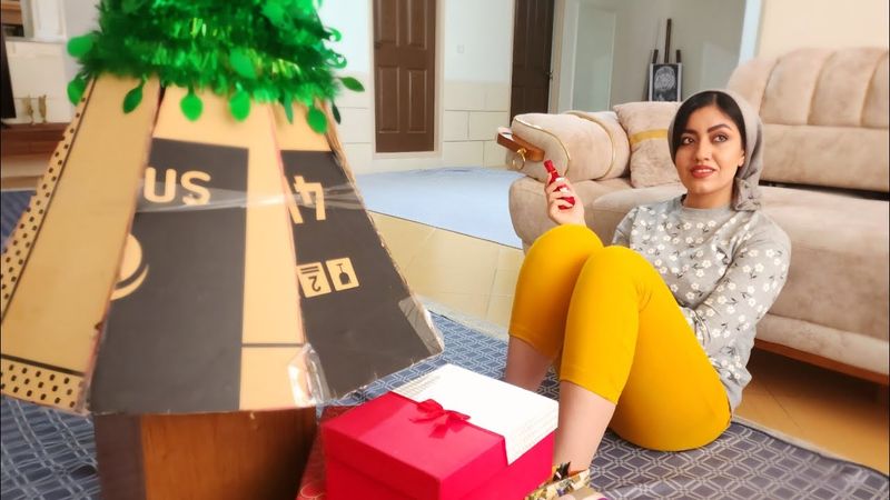 A Cozy Snowy Day Vlog | Winter Tea, Christmas Decor & Simple Joys