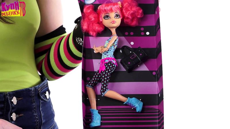 Обзор на Howleen Wolf Dance Class Monster High (Хоулин Вульф Танцевальная Школа Монстров) Y0431