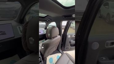 Салон LiXiang Li L8 — электрический автомобиль (электромобиль) премиум класса Ликсанг Л 8 Ли Авто