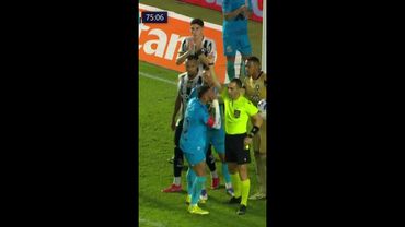 Neymar é expulso contra o Botafogo