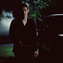 Забота Клаусса🥺#клаусмайколсон #ребекамайклсон #дневникивампира