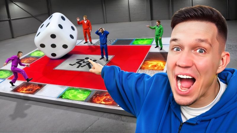 Я построил Гигантскую Настольную Игру! Егорик в ШОКЕ!