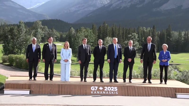 G7 leaders pose for family photo on first day of summit in Canada | AFP