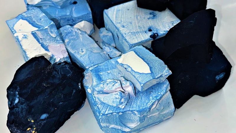 Satisfying Blue Dyed Gym Chalk Crush | ASMR