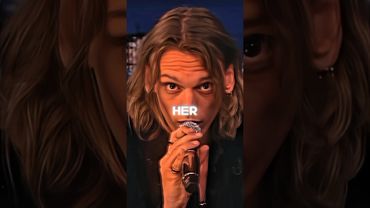 Jamie Campbell Bower do the voice vecna 🤖 #shorts