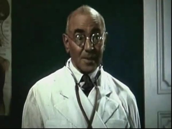 ELVIRA'S MOVIE MACABRE: Halloween Special Clip 3