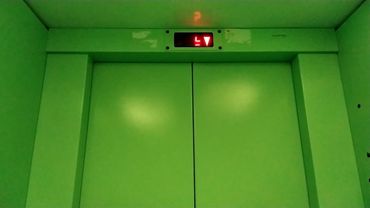 Лифт по адресу: Звёздная 58 подъезд 2, город Сызрань, серия дома: 111-75-07, (Монгора 4-й)