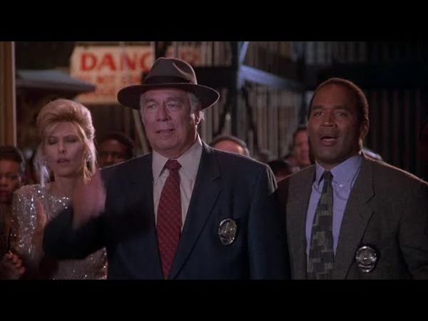 Голый пистолет 33 1/3 - Эпический FacePalm