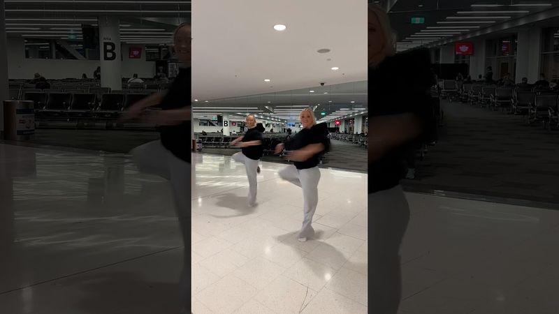 Airport dance trend ✈️ We nearly missed our flight 😅