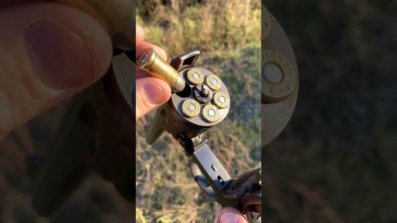 “By Order of the Peaky Blinders” ahh gun