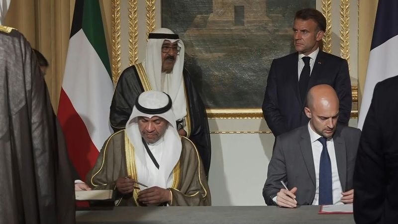 Macron attends an agreement signing ceremony with Kuwait | AFP