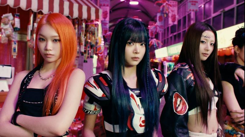 Pearlies (My oyster is the world)