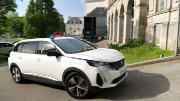 France: Former paedophile surgeon arrives at court for the defense's pleadings | AFP