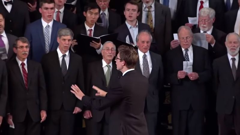 Американцы поют «Выйду ночью в поле с конем» в США – Русский хор Йельского университета #хор #сша