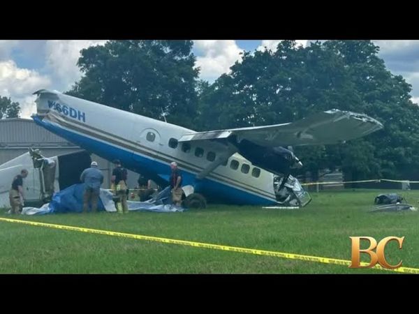 Tennessee skydiving plane crashes moments after takeoff, leaving multiple passengers injured