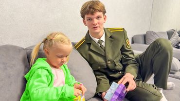 ВЕРНУЛИСЬ ДОМОЙ. ПОДАРКИ ДЛЯ ДЕТЕЙ. НИКА ЛАЙФ