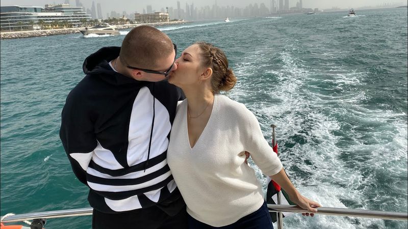 ВЛОГ Семья на ЯХТЕ !!! Шикарные отели Дубая как на ладони !!! Ванильная Семья