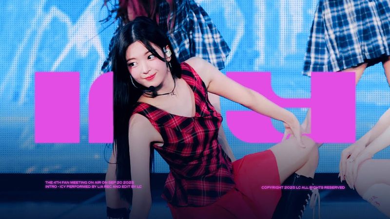 [4K] 250920 ITZY 리아 직캠 THE 4TH FAN MEETING - Intro + ICY (LIA Fancam)