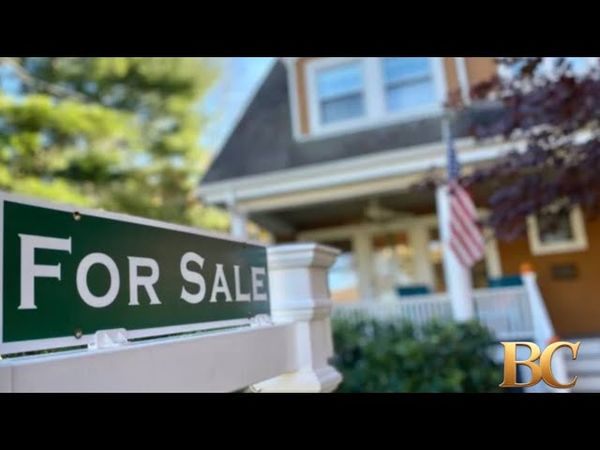 US home sales fade in June as prices soar to record levels