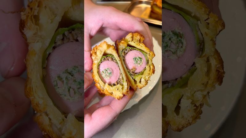 Сосиска в тесте в стиле высокой кухни!🌭