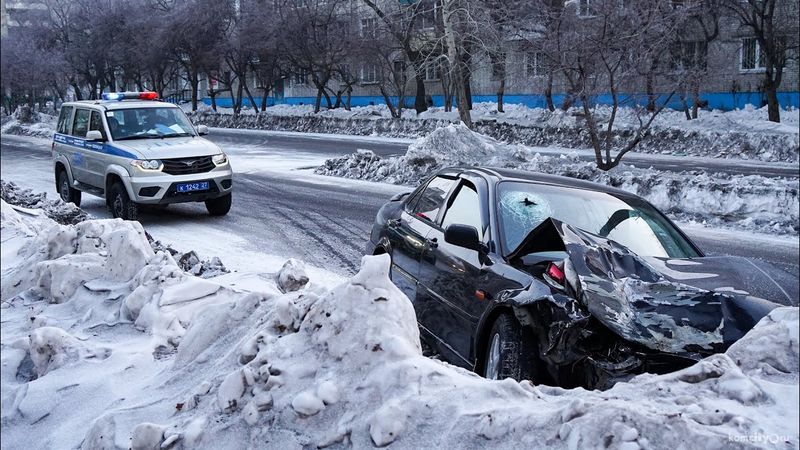 Авари и ДТП на ЗИМНЕЙ дороге торопыги и водятлы за рулем