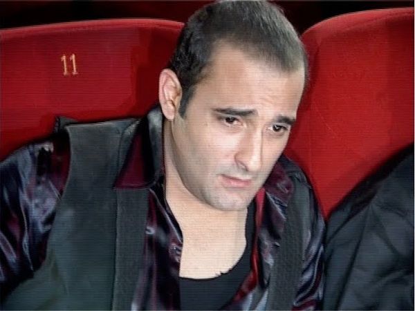 Akhsaye Khanna: The film is about how the son puts his father's happiness before his own happiness