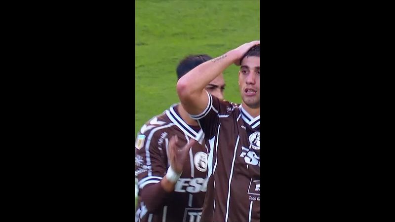 ¡PICO LO TUVO PARA EL CALAMAR!