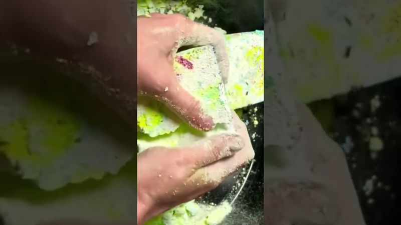 Yellow Marbled & Fresh White Gym Chalk