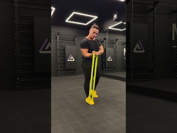 🔥МОЩНЫЙ БИЦЕПС С РЕЗИНКОЙ?