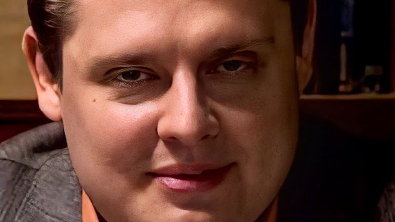 55x55 – Я ВАС УНИЧТОЖУ (feat. Маэстро Понасенков)