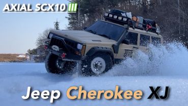 1/10 Scale Axial SCX10 III Jeep Cherokee XJ Off-road adventure driving in winter 4X4 RC Crawler