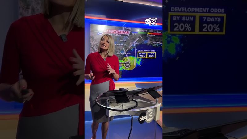 Tropical low brings scattered downpours to Houston today and Saturday.