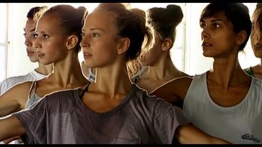 מיסטר גאגא - רגעי מחול מהפנטים מכל הקריירה של אוהד נהרין ולהקת בת שבע