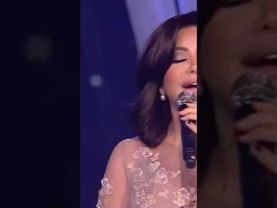 الكل يبكي بسبب صوت شيرين وإحساسها بأغنية "كده يا قلبي" @sherine