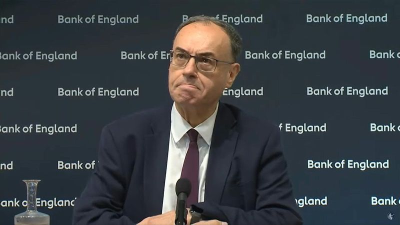 Bank of England cuts rate after UK economy weakens | AFP