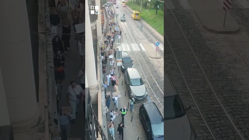 📢  «Корупція – вбивця майбутнього»:  львів’яни вийшли на мирну ходу.