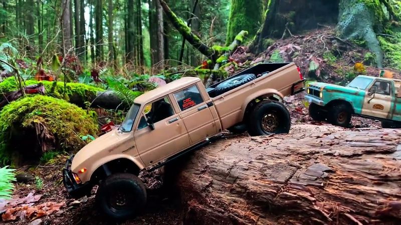 [Relaxing Video] We took our OLD FORD and Toyota Remote Controlled Trucks deep into the woods