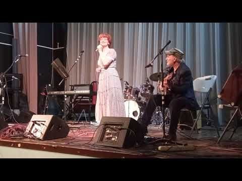 Ирина Калашникова и Виталий Степанов - Осень (песня Ирины Левинзон). 16 Фестиваль Ансамблей Прелюдия