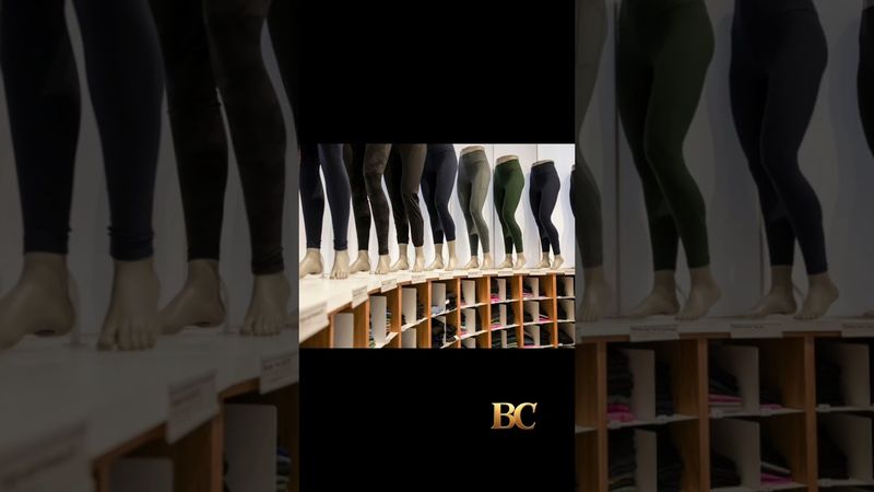 Lululemon accusa Costco di vendere versioni “non autorizzate” dei suoi pantaloni da 128 dollari