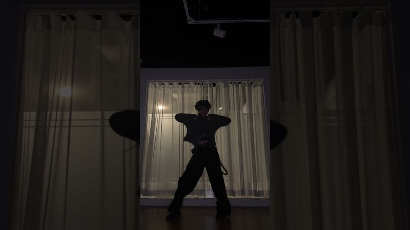 🖤🌙 #XLOV #엑스러브 #HARU #하루 #짧은치마