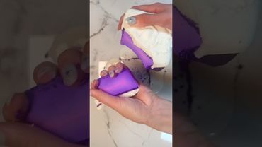 Dyed Gym Chalk with Cornstarch Paste