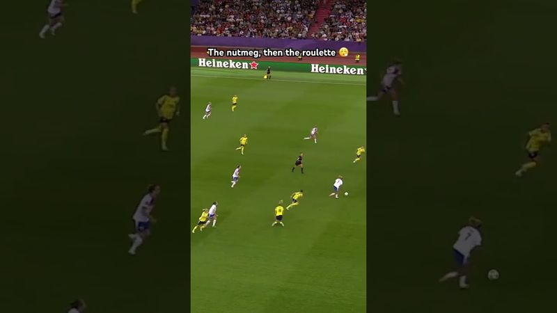 That is OUTRAGEOUS from Lauren James! #WEURO2025