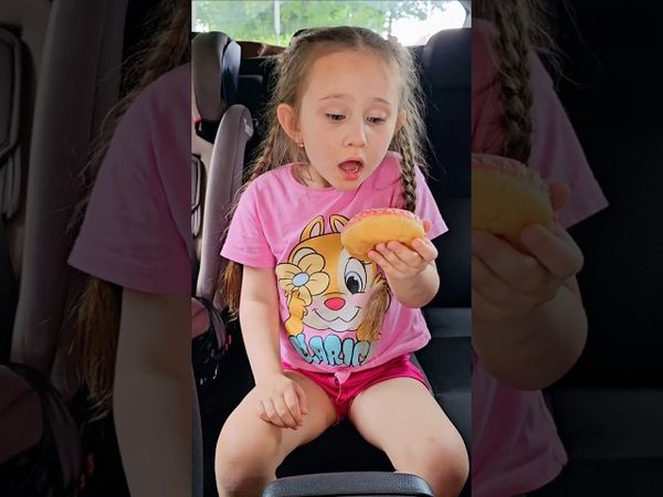 So Cute 🥰 Do You Like Donuts❓️