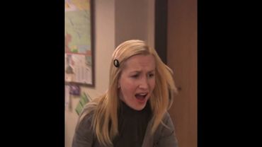 ПОЖАР в Офисе - проверка от Дуайта | Офис - 5 сезон 14 серия | #shorts