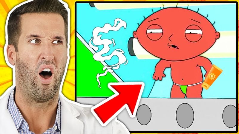 Врач смотрит смешные медицинские сцены из Гриффины #26