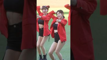 多慧開場舞〈Beat It〉超震撼！她的力道真的超強 @lee_dahye #李多慧 #이다혜 #啦啦隊 #cheerleader #棒球 #baseball #台湾野球チア #台湾野球 ￼